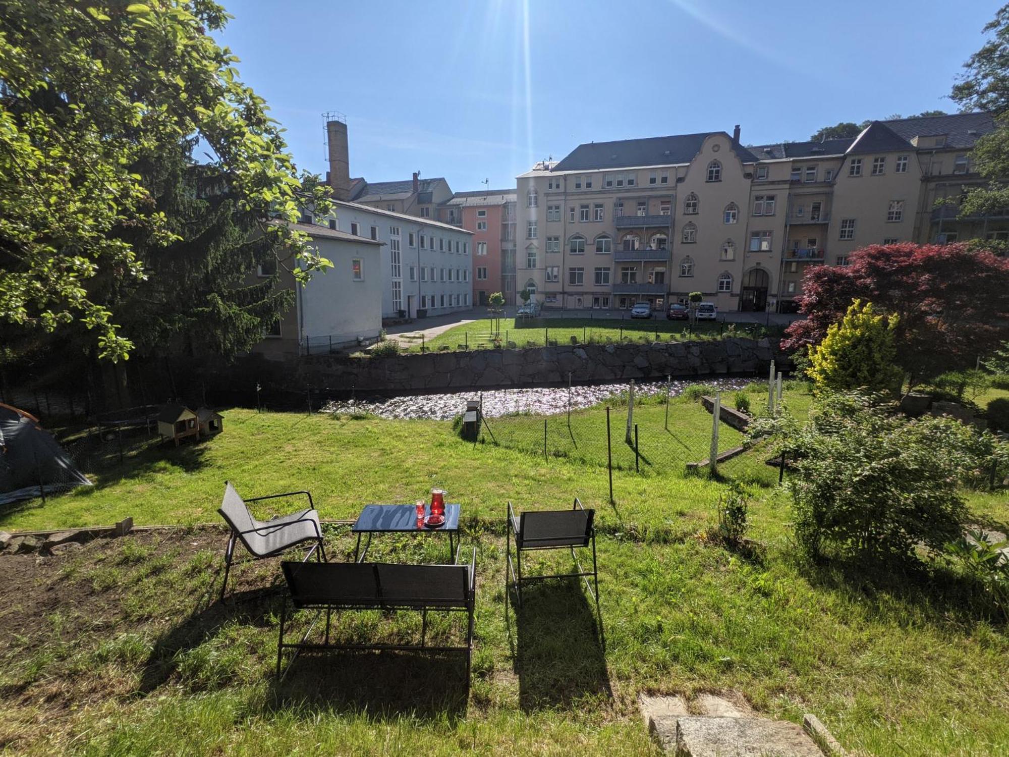 Famzi - Urlaubsmagie - Familienwohnung Mit Gemeinschaftsgarten, -Sauna & -Pool Sebnitz Exterior photo