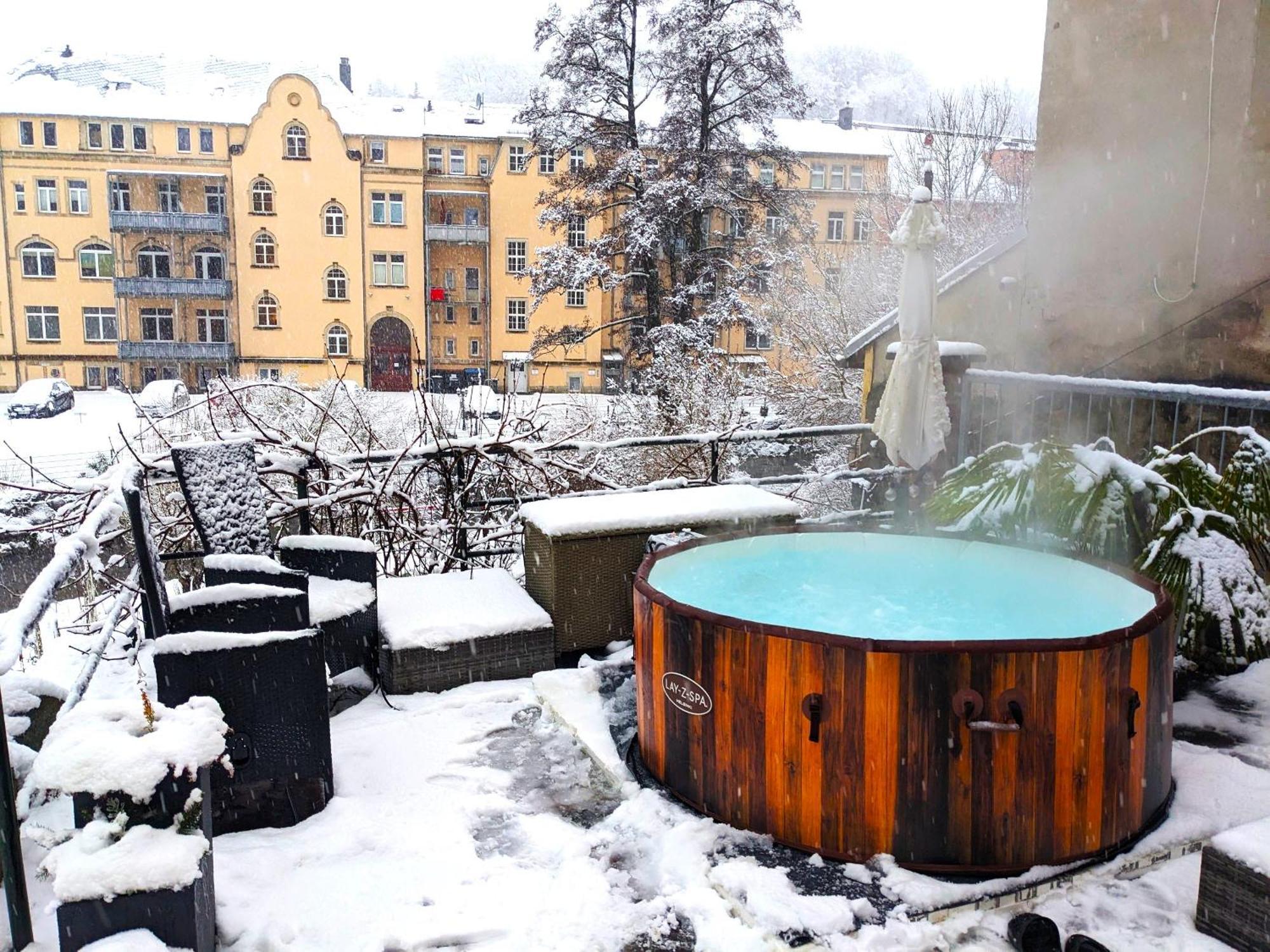 Famzi - Urlaubsmagie - Familienwohnung Mit Gemeinschaftsgarten, -Sauna & -Pool Sebnitz Exterior photo